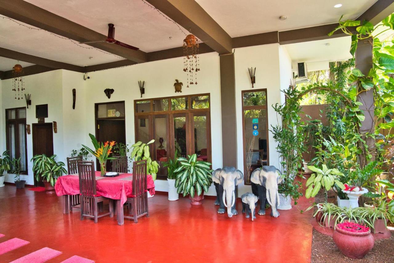 Sri Lancashire Guest House Bentota Eksteriør bilde